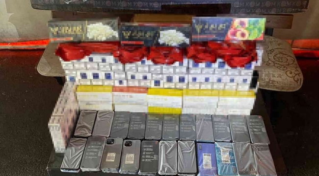 Adana'da 66 kaçak cep telefonu ele geçirildi