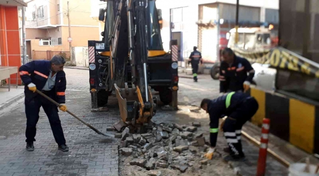 Akdeniz'de sokaklar asfalt ve kilit taşı ile yenileniyor