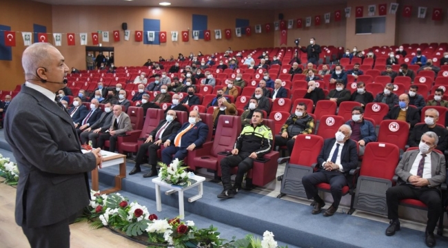 Başkan Kara, toplu taşımacılık sektör temsilcilerine projelerini anlattı