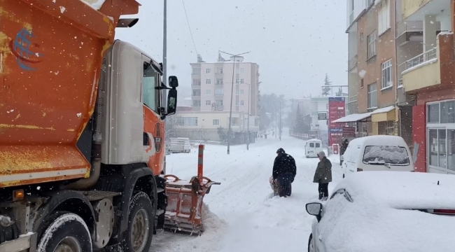 Bu ilçeye 4 yıl aradan sonra ilk defa bu kadar kar yağdı