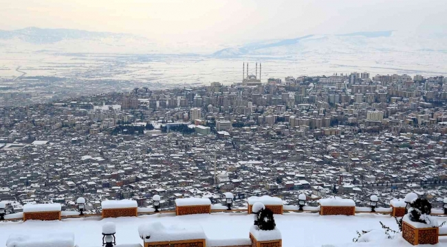 Kahramanmaraş'ta kar kartpostallık görüntüler ortaya çıkardı