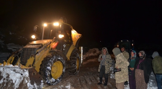 Karda çadırları zarar göden Yörüklere çadır yardımı yapıldı