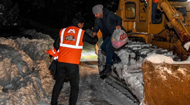 Kardan dolayı 4 gündür maden ocağında mahsur kalan madenci kurtarıldı