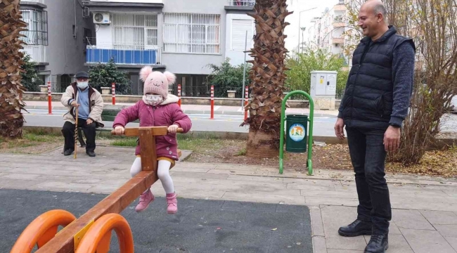 Minik Ece, daha büyük kaydırak istedi, ekipler 30 dakikada parkı yeniledi