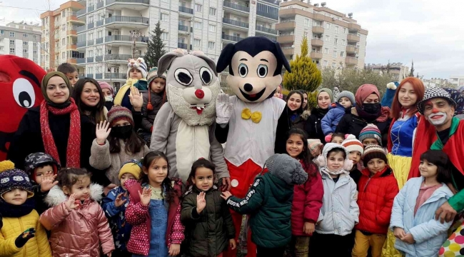 Osmaniye'de öğrenciler yarıyıl tatiline eğlenerek girdi