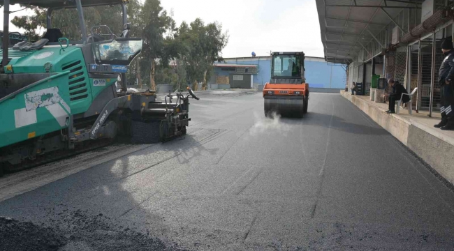 Tarsus Hal Kompleksindeki yol çalışmaları bitme aşamasında