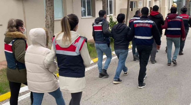 Mersin merkezli PKKKCK operasyonu: 5 gözaltı