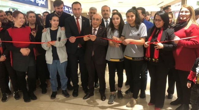 Gaziantepli kadın sporcular ile yöneticilerin hayatı sergiye taşındı