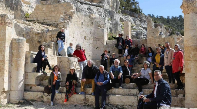 Uluslararası Karacaoğlan Sanat Sempozyumu devam ediyor