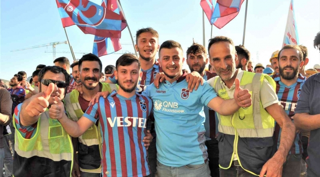 Akkuyu NGS çalışanları, Trabzonspor'un şampiyonluğunu kutladı