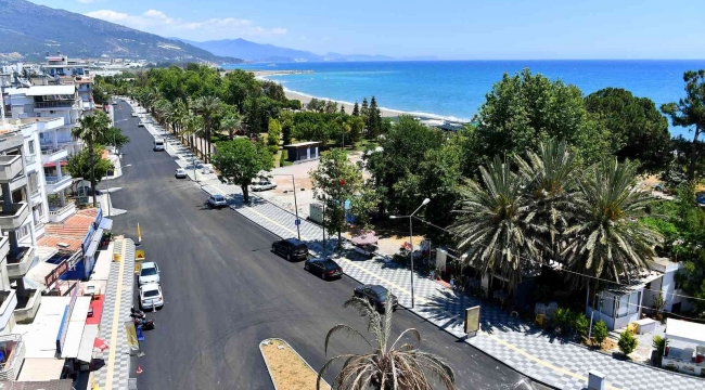 Anamur'da yol çalışması sürüyor