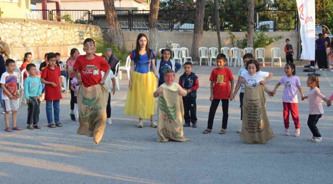 Büyükşehir Belediyesi ve TADEKA'nın köy şenlikleri devam ediyor