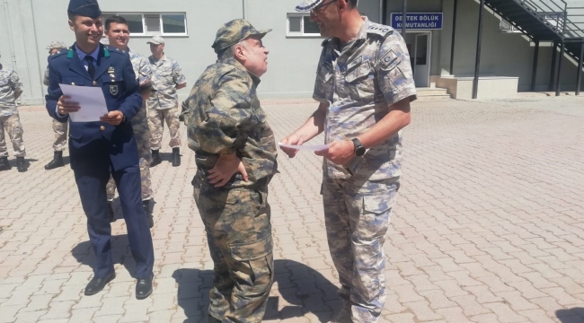 Dezavantajlı gençler temsili askerlik yaptı, yemin edip, teskere aldı