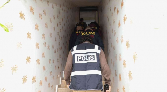 Mersin polisi günübirlik evleri denetledi