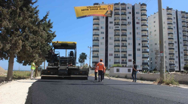 Büyükşehir Belediyesi, Çeşmeli sahil kesimindeki yolları yeniliyor