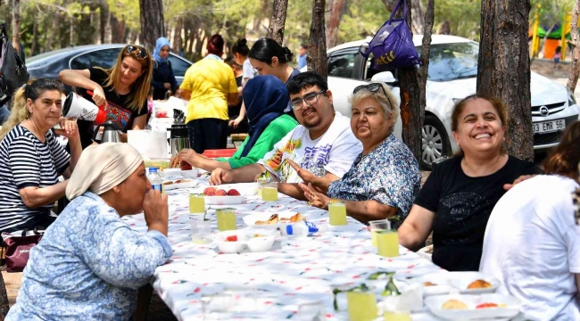 Özel gereksinimli çocuklar piknikte buluştu