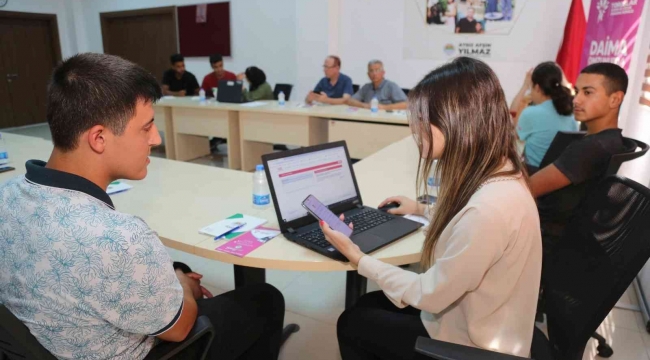 Toroslar Belediyesinden öğrencilere tercih desteği