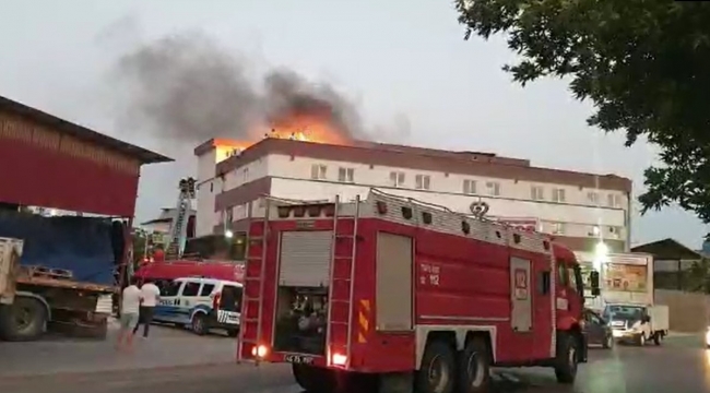 Yangını görüntüleyip söndürülmesi için dua etti