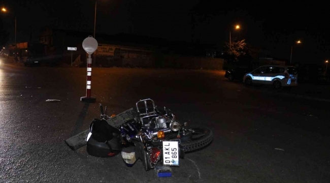 Adana'da cipe çarpan motosiklet sürücüsü öldü