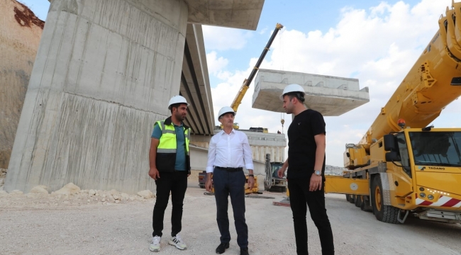 Yeşilvadi üç katlı köprülü kavşak adım adım yükseliyor