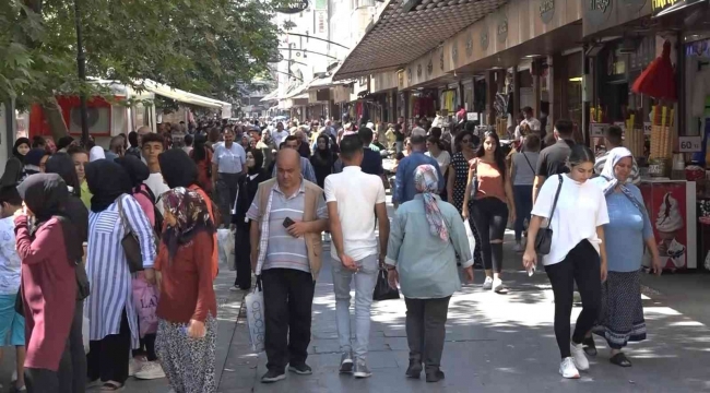 Gaziantep'te kavurucu sıcaklıklar etkili