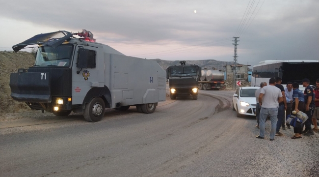 Gülnar'daki orman yangın Silifke'ye sıçradı, Vatandaşları tedbir amaçlı tahliye edildi