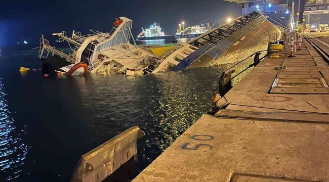 İskenderun'da konteyner gemisi battı