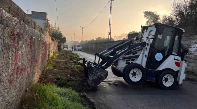 Ceyhan'da 560 adet yeni çöp konteyneri hizmete sunuldu