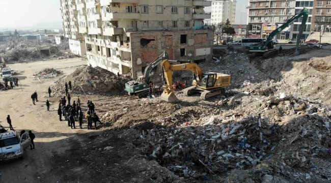 Kahramanmaraş'ta depremin 13. günü dronla görüntülendi