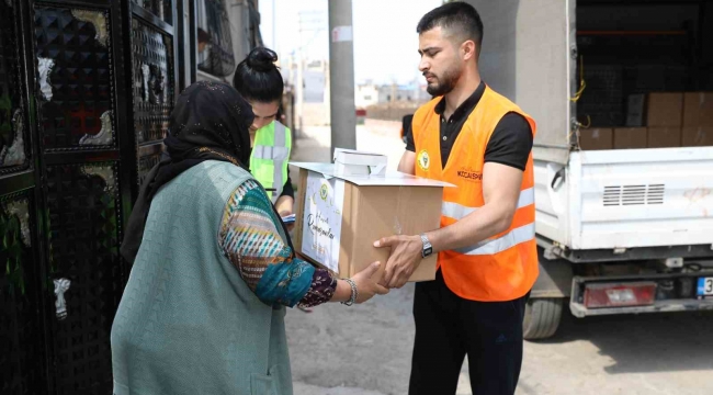 Yüreğir Belediyesinden Ramazan'da gıda desteği