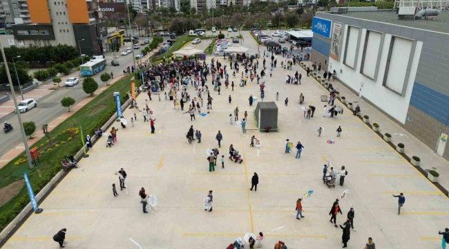 Depremzede çocuklar için 'Uçurtma Şenliği' düzenlendi