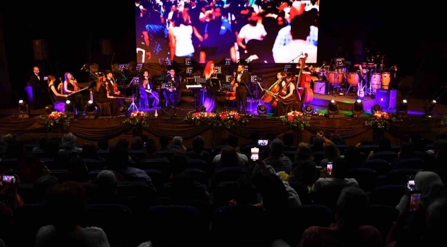 Kent Orkestrası müzik ziyafeti verdi