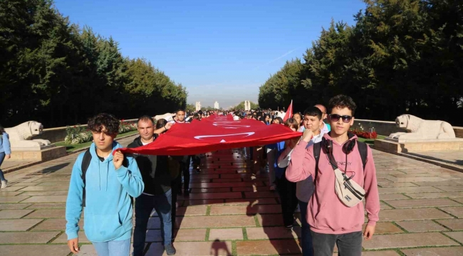 Mersin'den bin Yörük çocuğu Ata'nın huzurunda