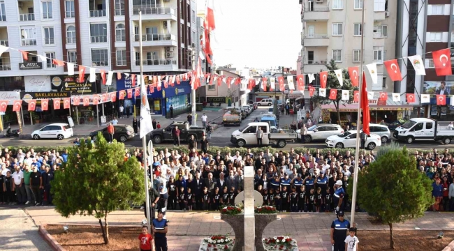 Toroslar, Atatürk'ü özlem ve saygıyla andı