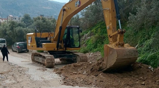 Hatay Büyükşehir Belediyesi, altyapısı tamamlanan yolları yeniliyor