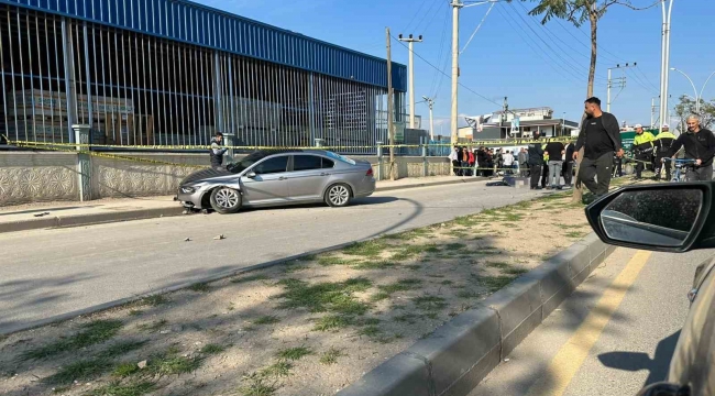 Otomobilin çarptığı bisiklet sürücüsü baba hayatını kaybetti, oğlu yaralandı