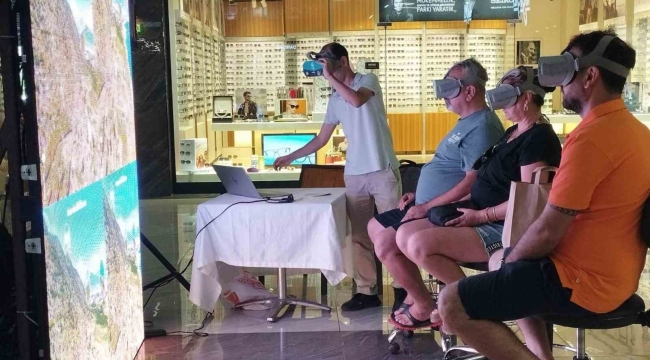 VR etkinliğiyle Mersin'i yeniden keşfettiler