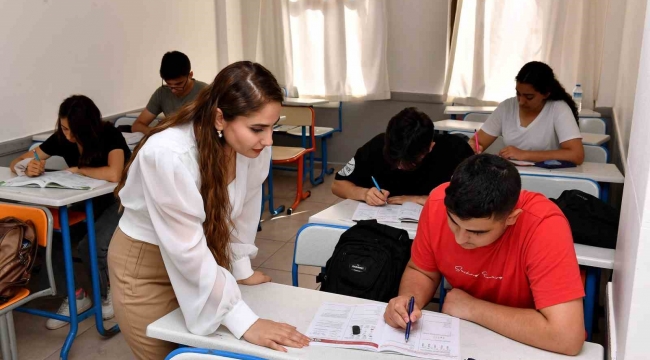 Mersin Büyükşehir Belediyesinin kurs merkezlerinde YKS başarı oranı arttı