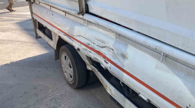 Motosiklet kamyonete çarptı, fırlayan yolcuyu başka araç ezdi: 2 yaralı