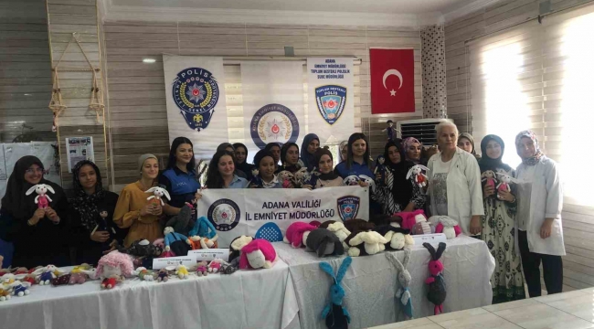 Polis "Amigurami ve Dolgu Bebek" kursunda 30 öğrenciyi eğitti