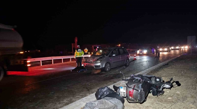 Adana'da otomobil motosiklete çarptı: 1 ölü, 3 yaralı