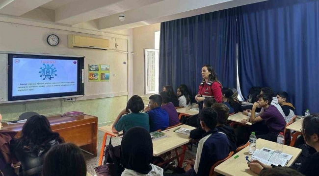 Jandarmadan öğrencilere 'siber farkındalık' eğitimi