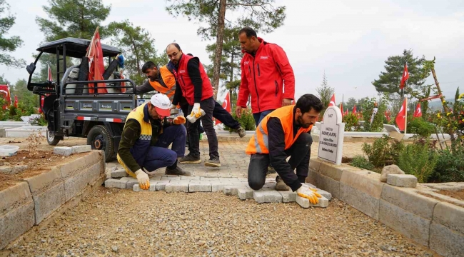 Kahramanmaraş'ta mezarlıklara bakım ve onarım