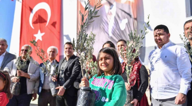 Mersin Büyükşehir Belediyesinden üreticiye destek