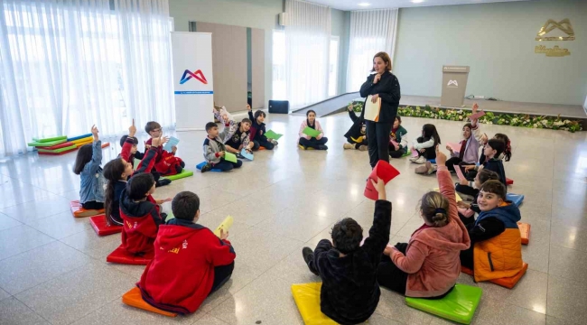 Mersin'de çocuklara, hakları düzenlenen etkinlikle anlatıldı