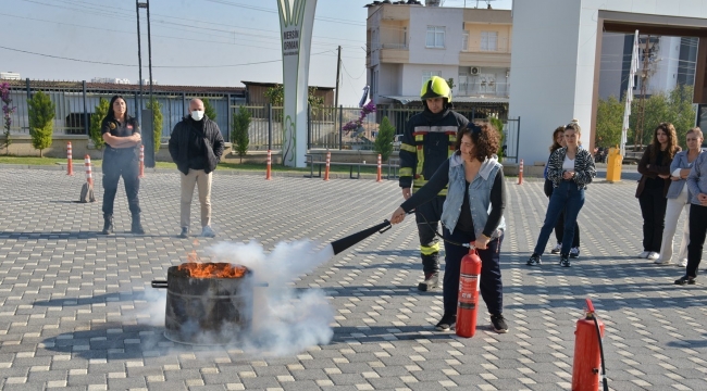 Mersin'de meskun mahalde yangına müdahale eğitimi verildi