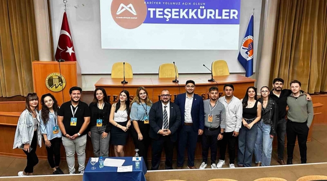 Mersin'de üniversite öğrencilerine 'linkedln' eğitimi