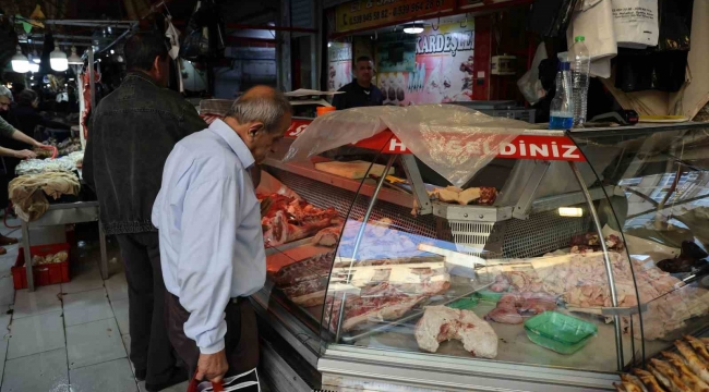 "Senden aldığım et ile zehirlendim" diyerek kasapları dolandırdılar