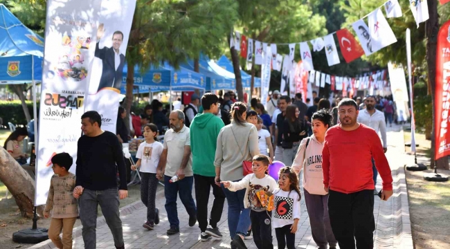 Tarsus Festivali esnafın yüzünü güldürdü