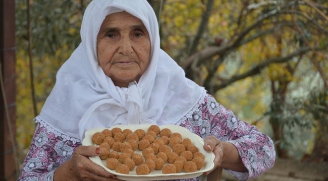 Adana'nın unutulmaya yüz tutmuş yemek ve el sanatları kültürü ortaya çıkartılıyor